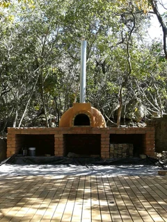 WOOD BURNING PIZZA OVENS