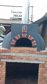 WOOD BURNING PIZZA OVEN