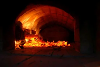 PIZZA OVENS WOOD BURNING