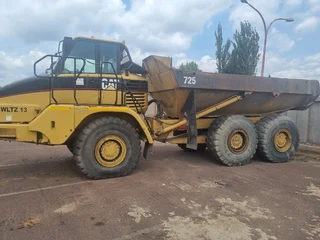 2005 Cat 725c 25ton Dumper articulated 6x6