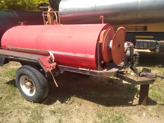 2020 2000L firefighter water bowser trailer with pump.