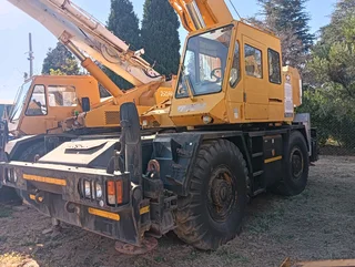 1999Tadano TR200M EX 20 ton mobil crane