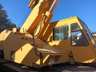 1999Tadano TR200M EX 20 ton mobil crane