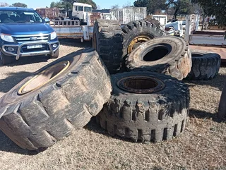 Komatsu tyres and rims for sale