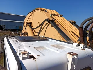 1997 Liebherr R974BHD 70 ton excavator stripper.