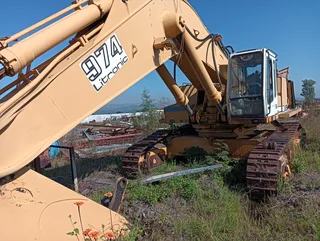 1997 Liebherr R974BHD 70 ton excavator stripper.