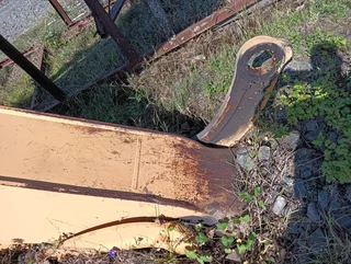 1997 Liebherr R974BHD 70 ton excavator stripper.