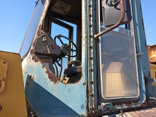 2007 Komatsu WA420 FEL(Broken rear diff)