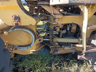 2007 Komatsu WA420 FEL(Broken rear diff)