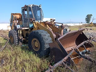 2007 Komatsu WA420 FEL(Broken rear diff)