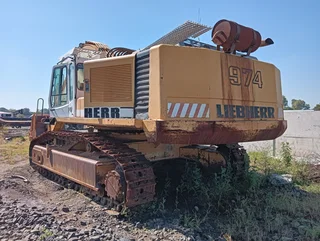 2000 Liebherr R974BHD 75 to excavator