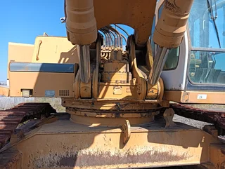 2000 Liebherr R974BHD 75 to excavator