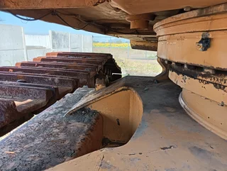 2000 Liebherr R974BHD 75 to excavator