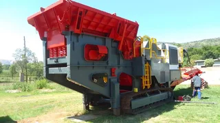 2012 QJ341i Sandvik jaw crusher