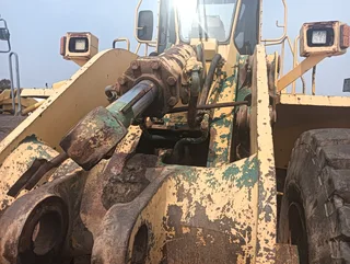 2007 Komatsu WA500 stripping for spares
