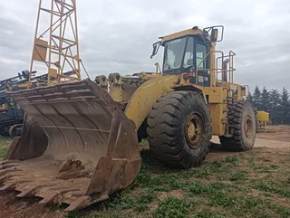 Cat 980 front end loader with 4cub bucket