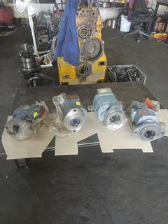4x Pumps for Komatsu WA500 S/N 50001-up.pump assembley loader