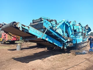 Terex 1000SR cone crawler jaw crusher