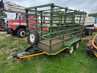 Cattle double axle car trailer