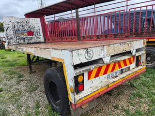 8m single axle trailer (Driving school trailer)