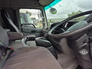 2021 Nissan GWE440 Escot double diff truck 6x4 hydraulics