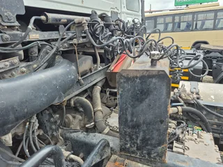 2021 Nissan GWE440 Escot double diff truck 6x4 hydraulics