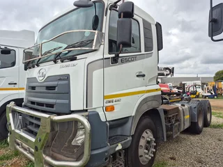 2021 Nissan GWE440 Escot double diff truck 6x4 hydraulics