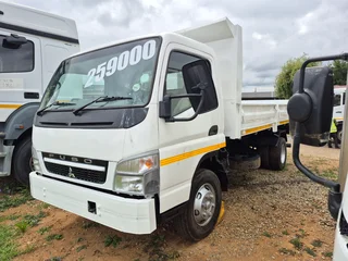 2013 Fuso 4cub tipper dropside body truck