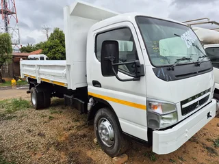 2013 Fuso 4cub tipper dropside body truck