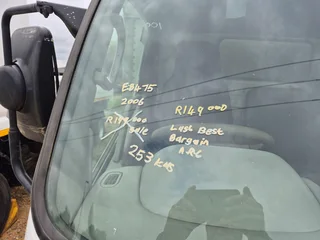 2006 Toyota Hino 300 insulated body truck