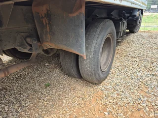 2013 Isuzu NPR400 with box body truck