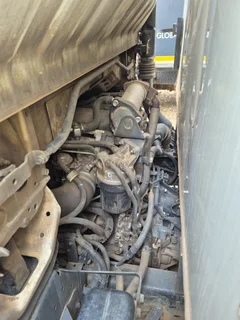 2013 Isuzu NPR400 with box body truck