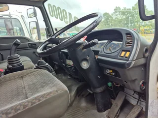 2012 Isuzu FTR700 crew cab crane and dropside body truck