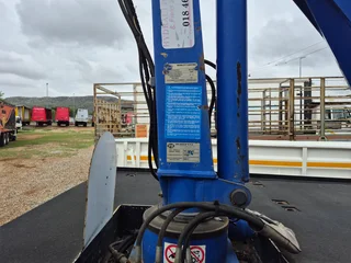 2012 Isuzu FTR700 crew cab crane and dropside body truck