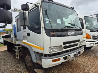2012 Isuzu FTR700 crew cab crane and dropside body truck