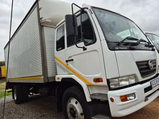 2016 Nissan UD 80 box body truck