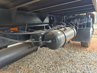 2016 Nissan UD 80 box body truck