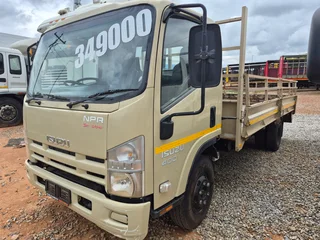 2015 Isuzu 400 with dropside body truck (ex army)