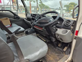 2013 Toyota Hino 815 auto double cab dropside body truck