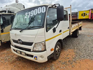 2013 Toyota Hino 815 auto double cab dropside body truck