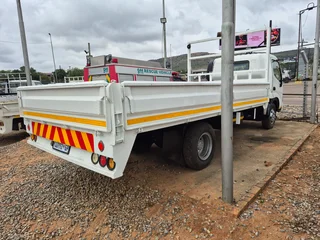 2009 Toyota Hino 815 with dropside body truck (4 ton)