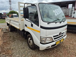 2015 Toyota Hino(Driving school)with dropside body truck