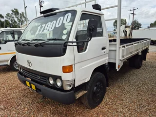 Toyota Duna with dropside body truck 4 ton