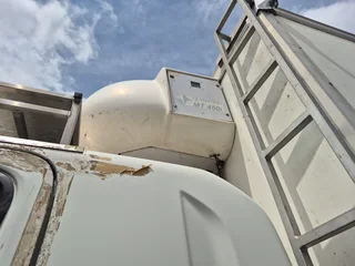 2015 Isuzu 850 Auto 8 ton fridge truck