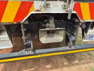 2015 Man CLA 26-280  double diff curtain side body truck  6x4