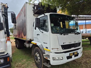2014 Fuso FN25-270 double diff fridge truck 6x4(16 ton)
