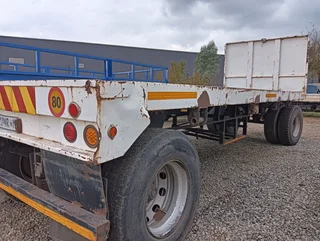 Henred 7m Flatdeck draw bar trailer