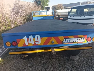 7m Flatdeck draw bar trailer (like new)