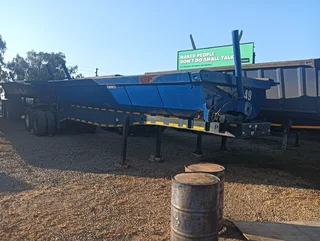 2014 Kearney 18cub chrome side tipper link trailer.