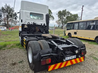 2014 Toyota Hino 2038 single diff truck 4x2.